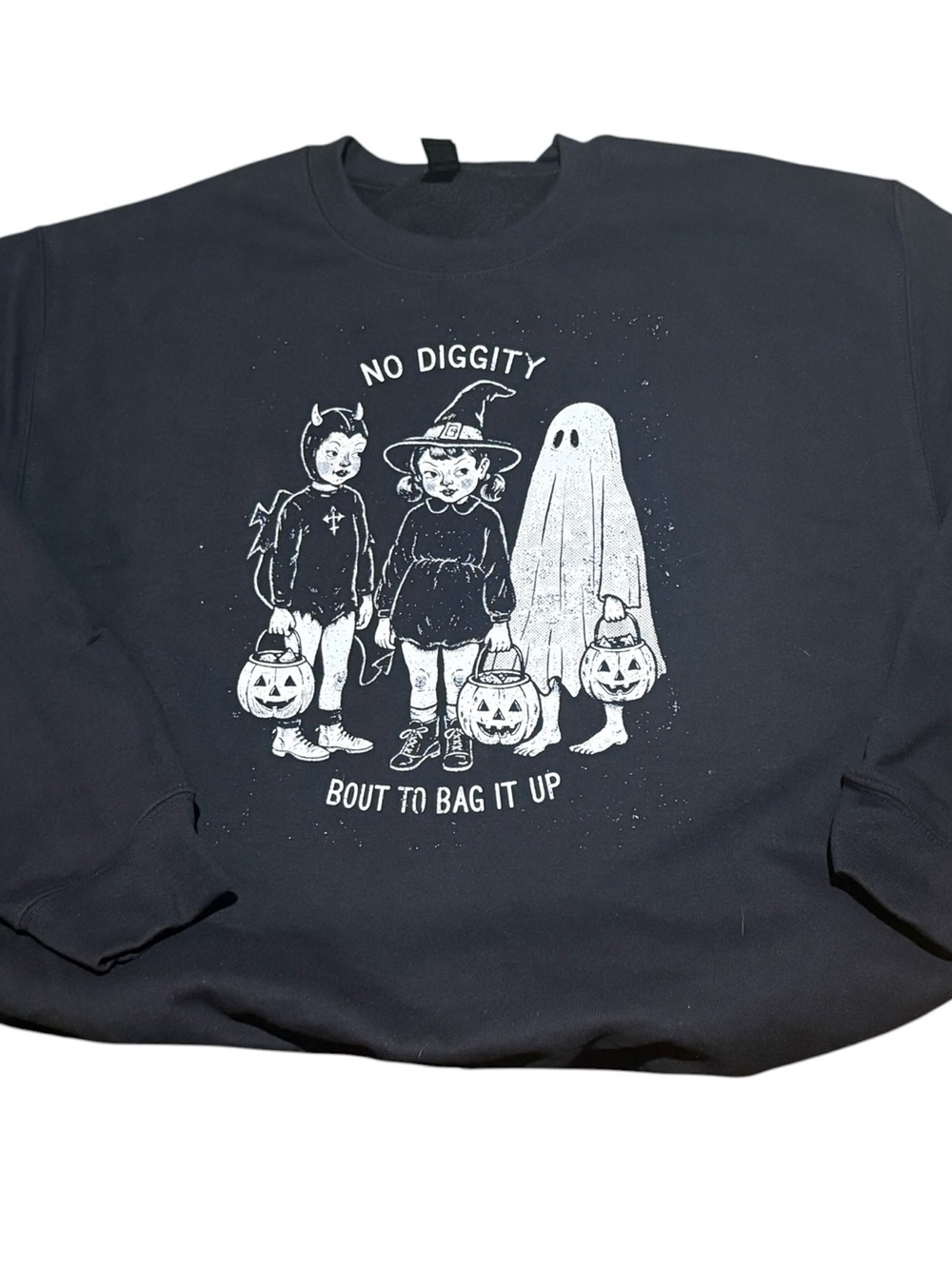 NEW Handmade Black Halloween Sweatshirt - 'No Diggity' Trio Gildan Medium